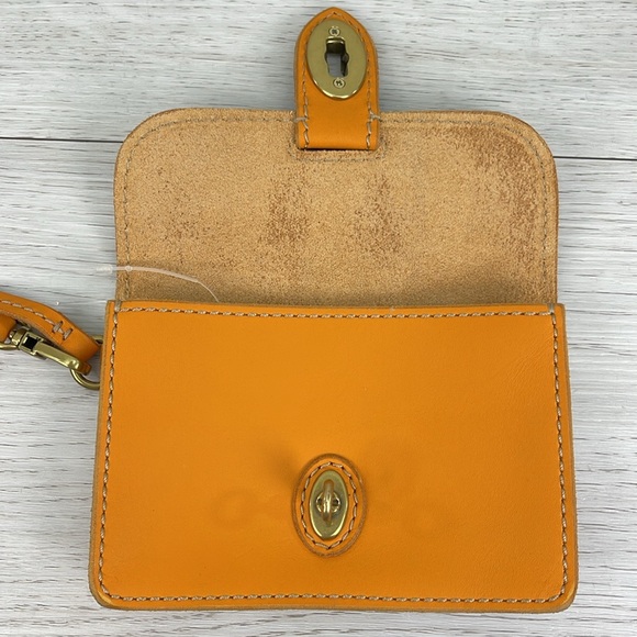 New Without Tags Fossil Leather Wristlet - Picture 3 of 5